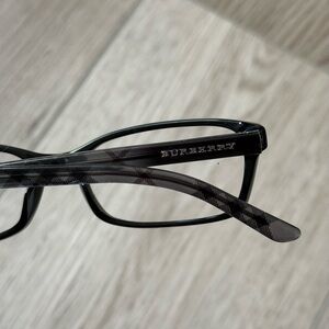 Burberry Black Frame Glasses Unisex